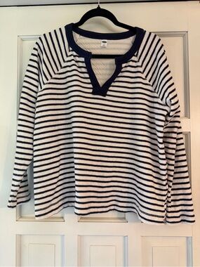 Old Navy Navy and White Striped Long Sleeve Top